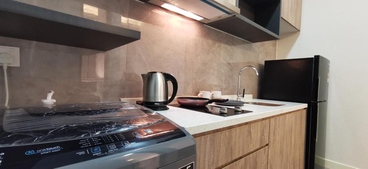 Mykey Imperio B-24-31 Melaka City Exterior foto